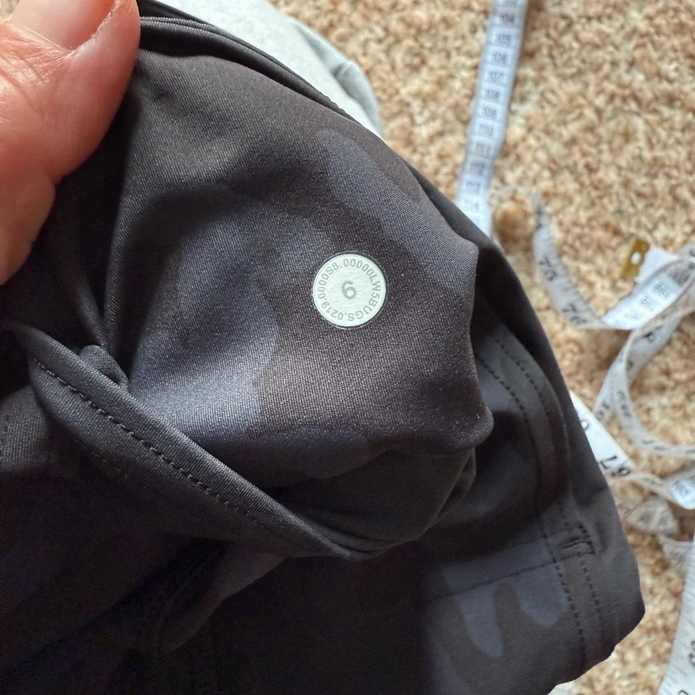 lululemon Fast and Free Tight II 25” Nulux Dark Camo Leggings size 6 - Picture 3 of 6